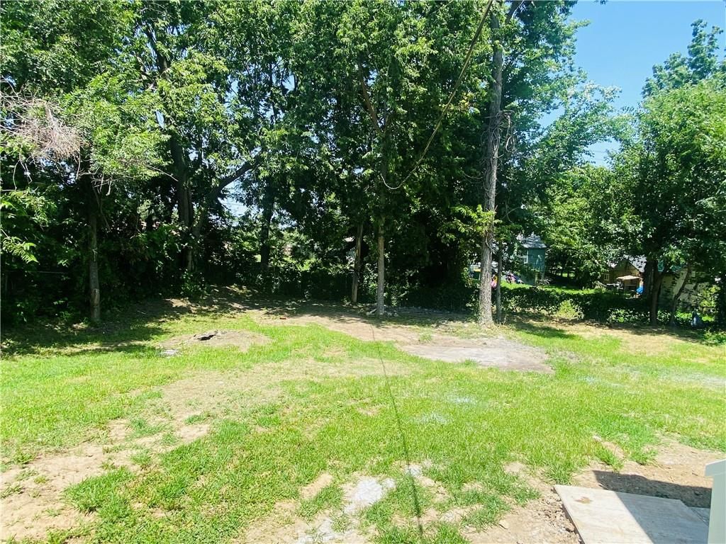 3208 Rowland Avenue — photo 25