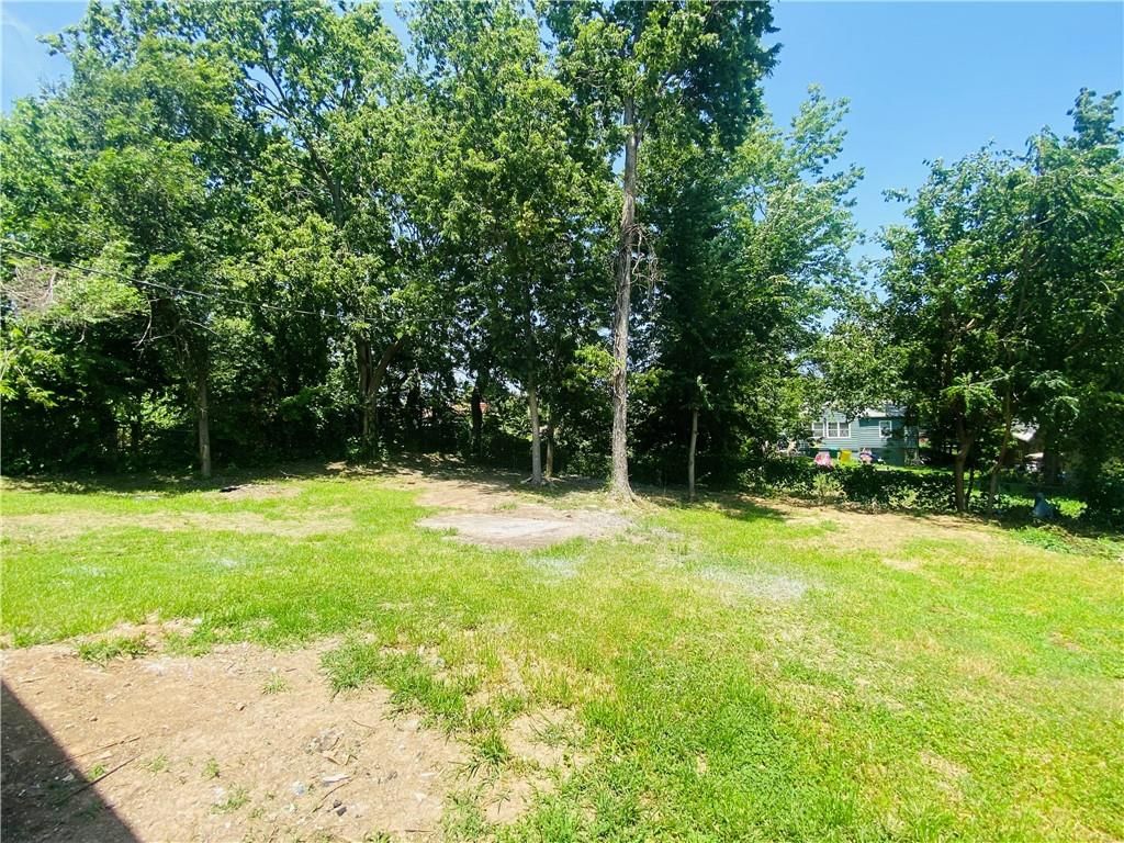 3208 Rowland Avenue — photo 26