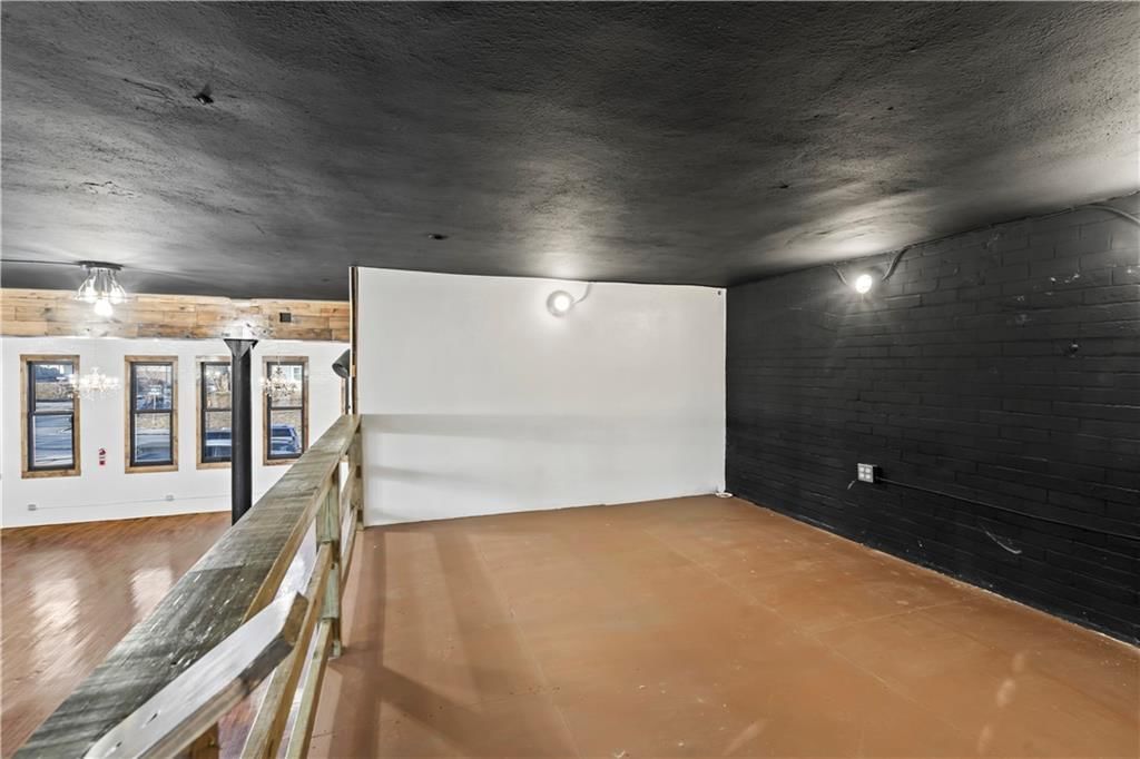 313 N 10 Street — photo 15