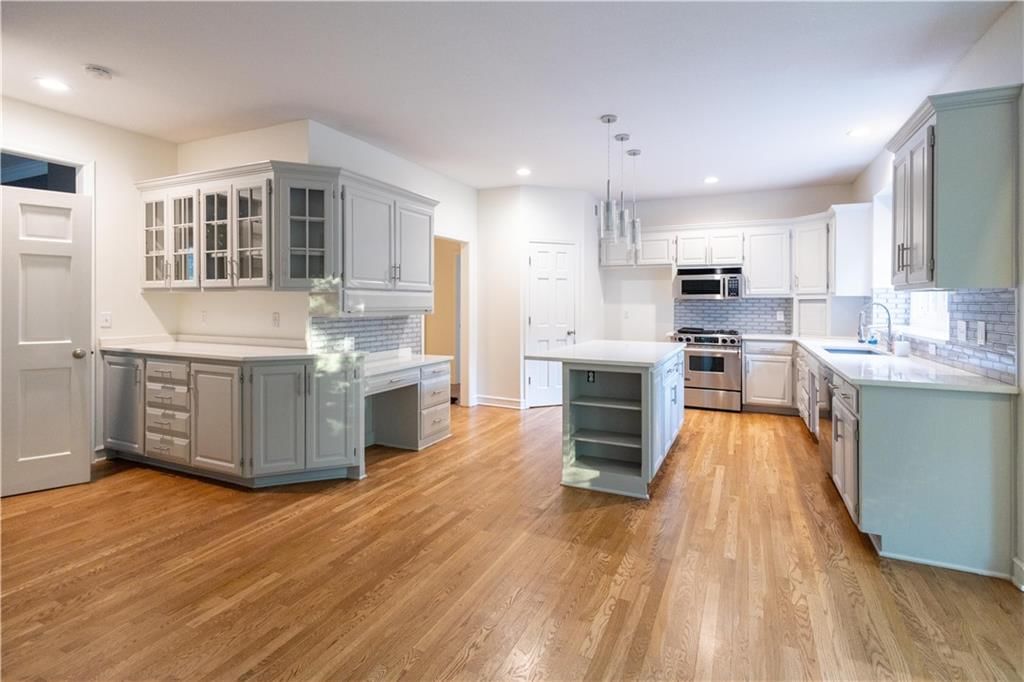 13164 Birch Street — photo 3