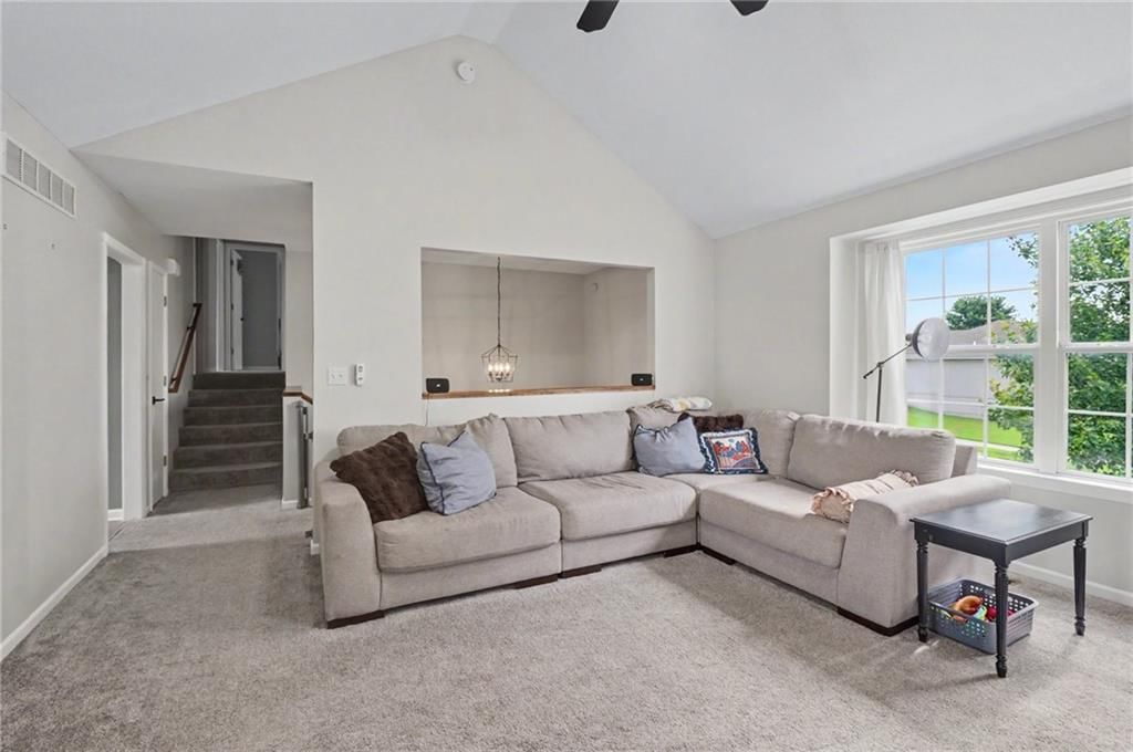 953 N Hickory Drive — photo 7