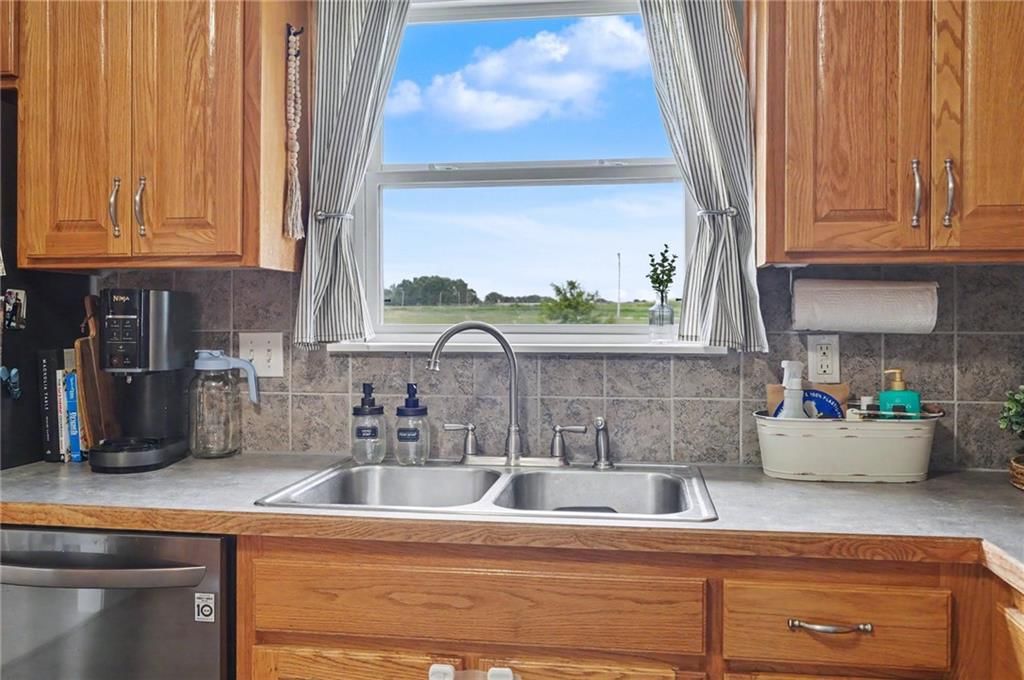 953 N Hickory Drive — photo 12