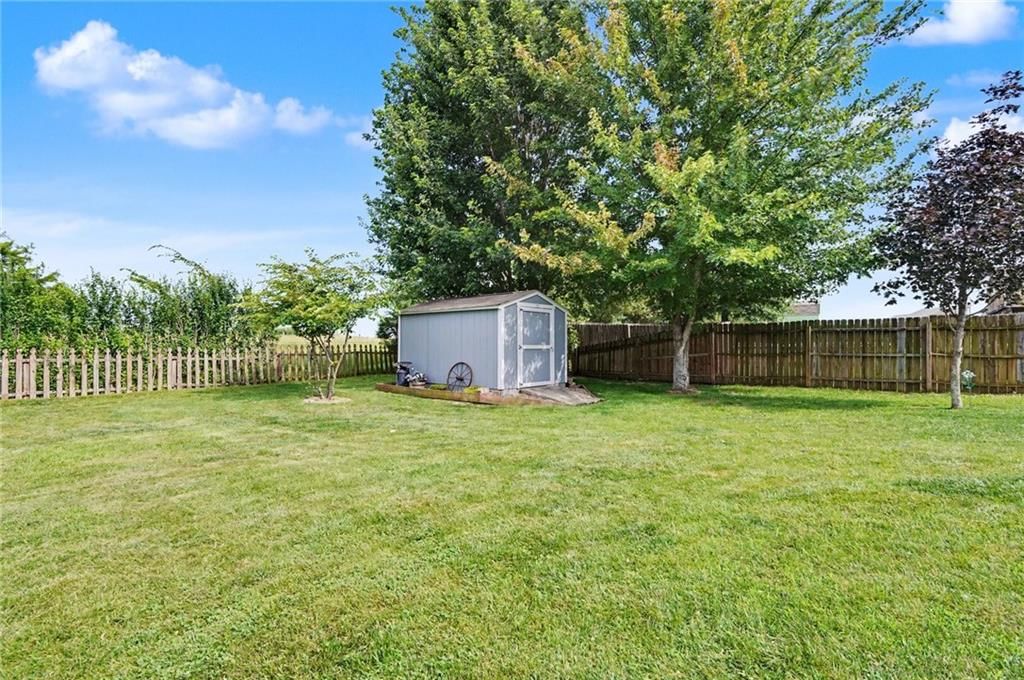 953 N Hickory Drive — photo 29