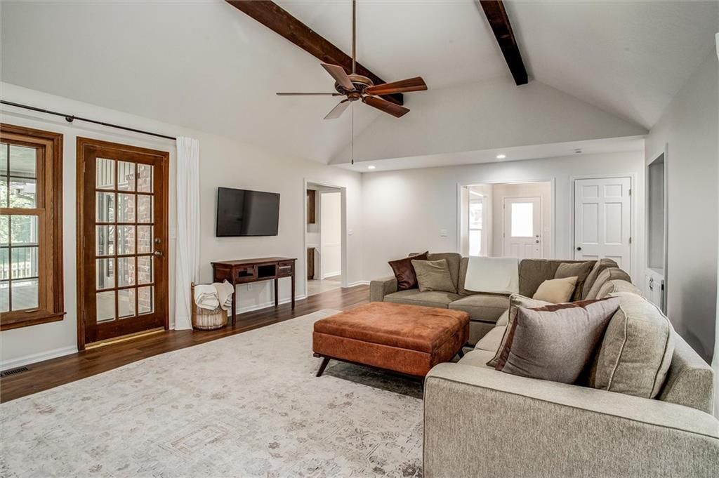 6334 W 108th Street — photo 10