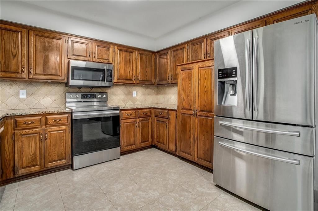 6334 W 108th Street — photo 12