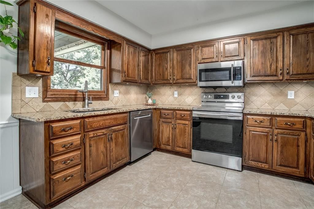 6334 W 108th Street — photo 13