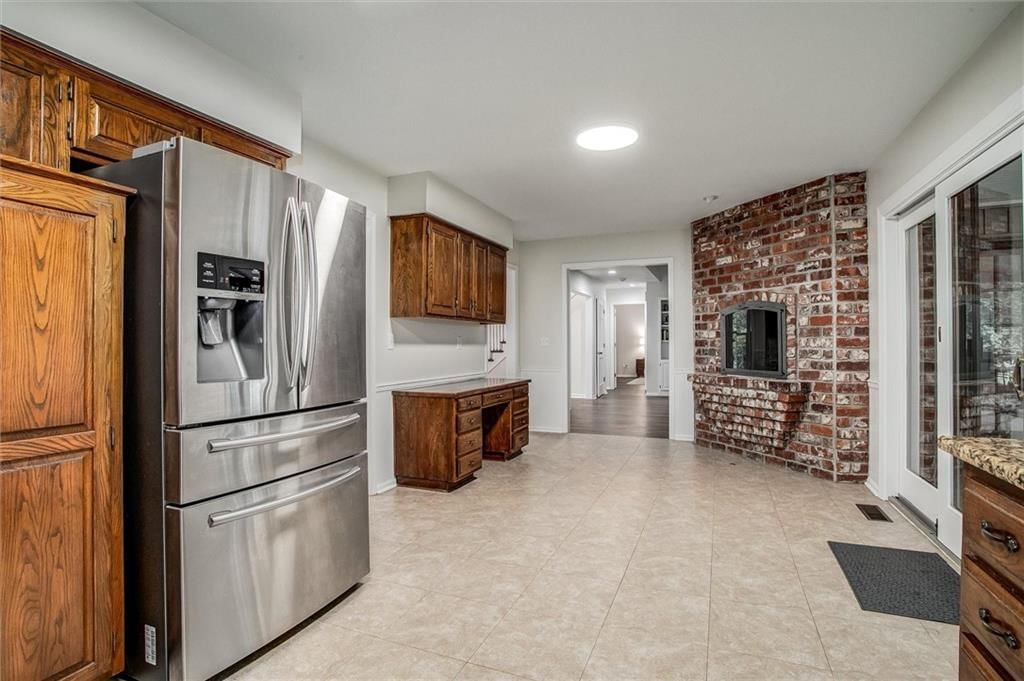 6334 W 108th Street — photo 14