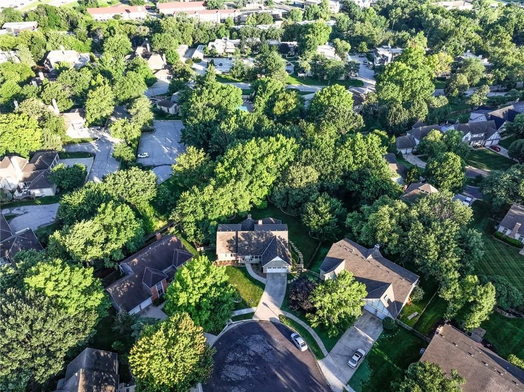 6334 W 108th Street — photo 37