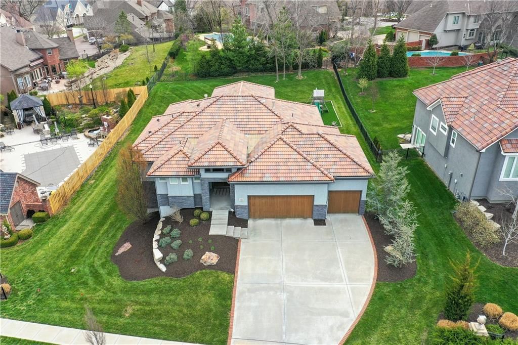 5961 N Cosby Avenue — photo 4