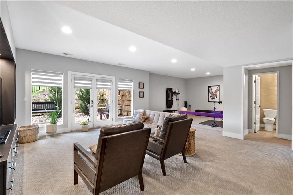 5961 N Cosby Avenue — photo 39