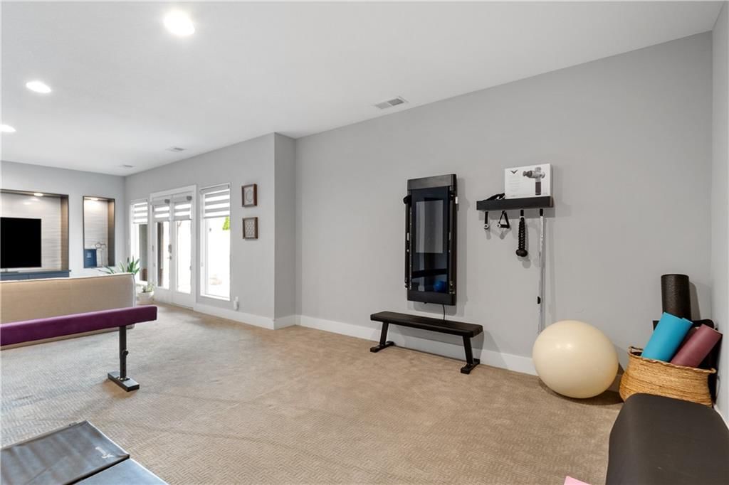 5961 N Cosby Avenue — photo 41