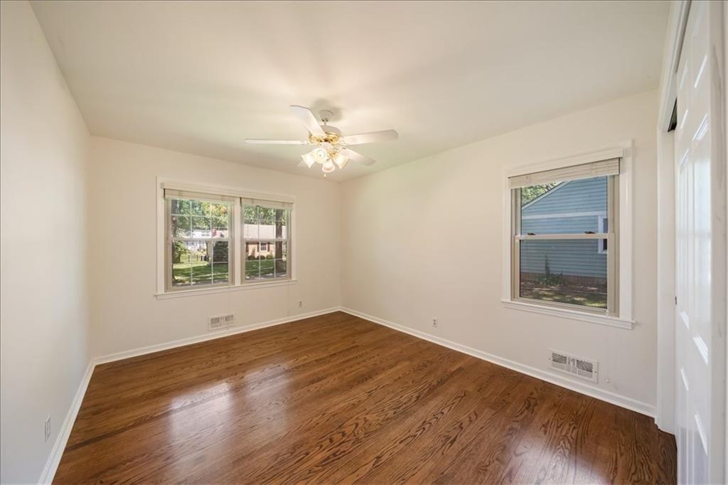 4411 W 97th Street — photo 17