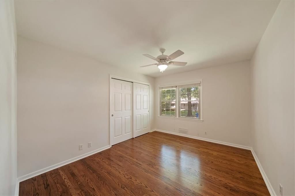 4411 W 97th Street — photo 18