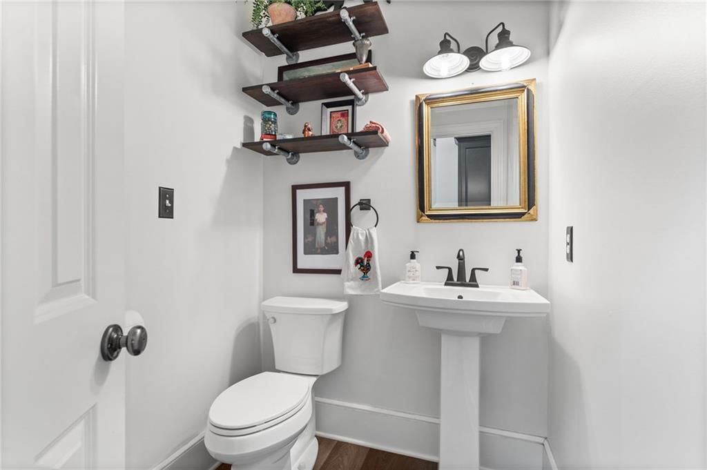 801 Fox Chase Court — photo 23