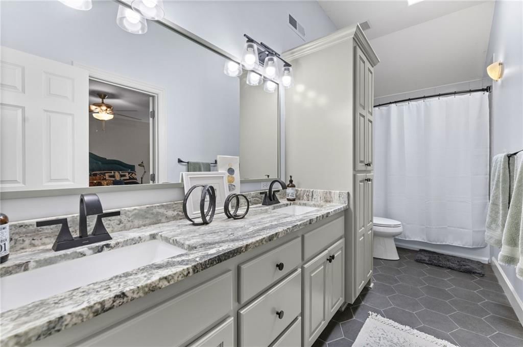 801 Fox Chase Court — photo 26