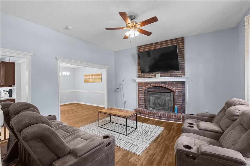 11039 N Baltimore Avenue — photo 5