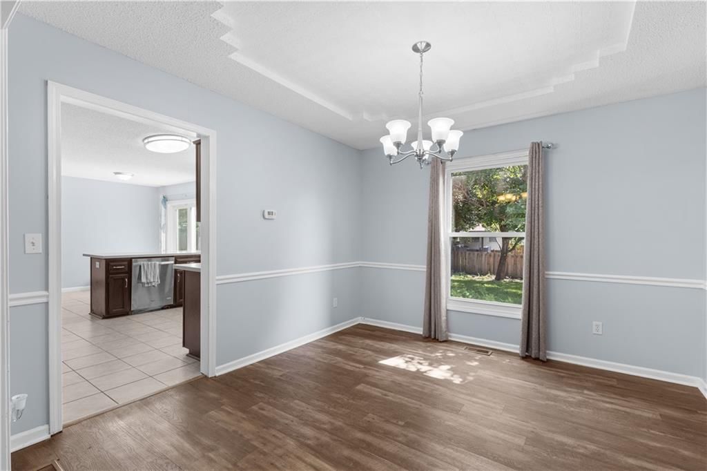 11039 N Baltimore Avenue — photo 10