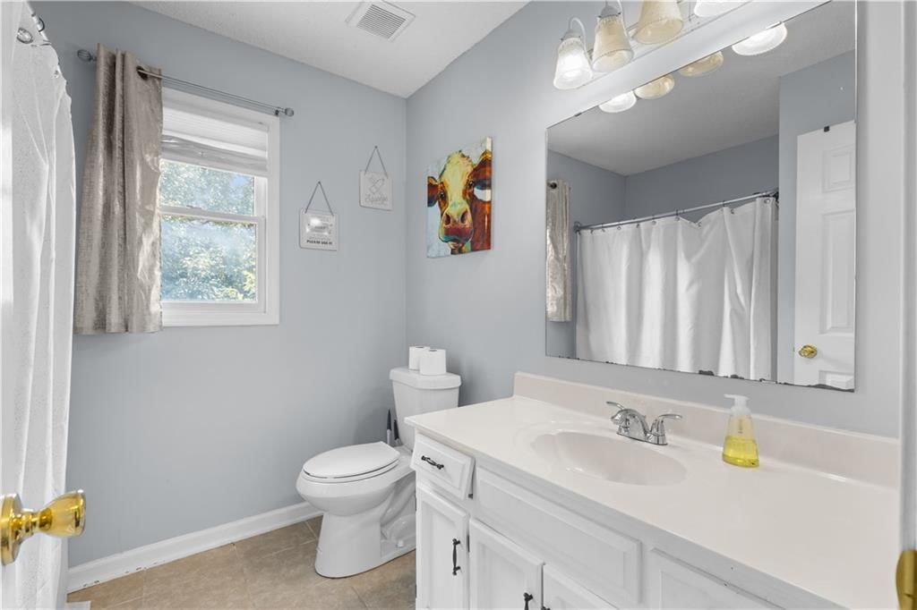 11039 N Baltimore Avenue — photo 14