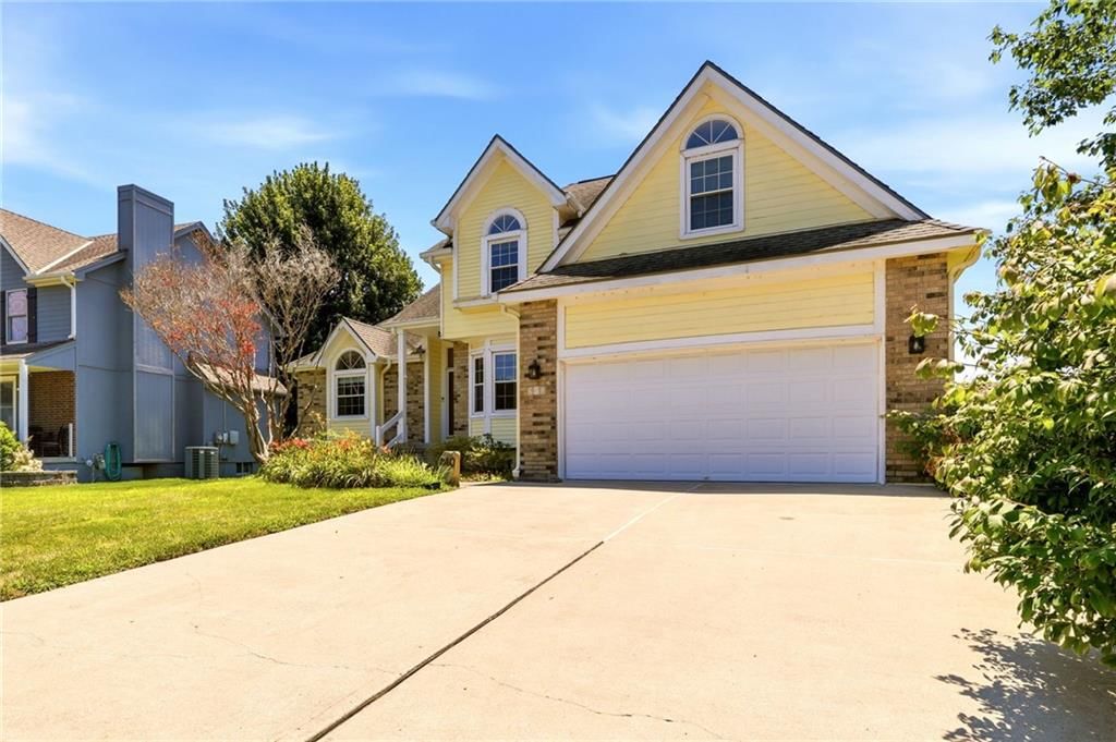 340 SE Bingham Drive — photo 3