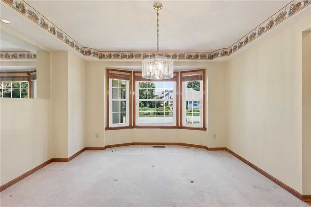 340 SE Bingham Drive — photo 7
