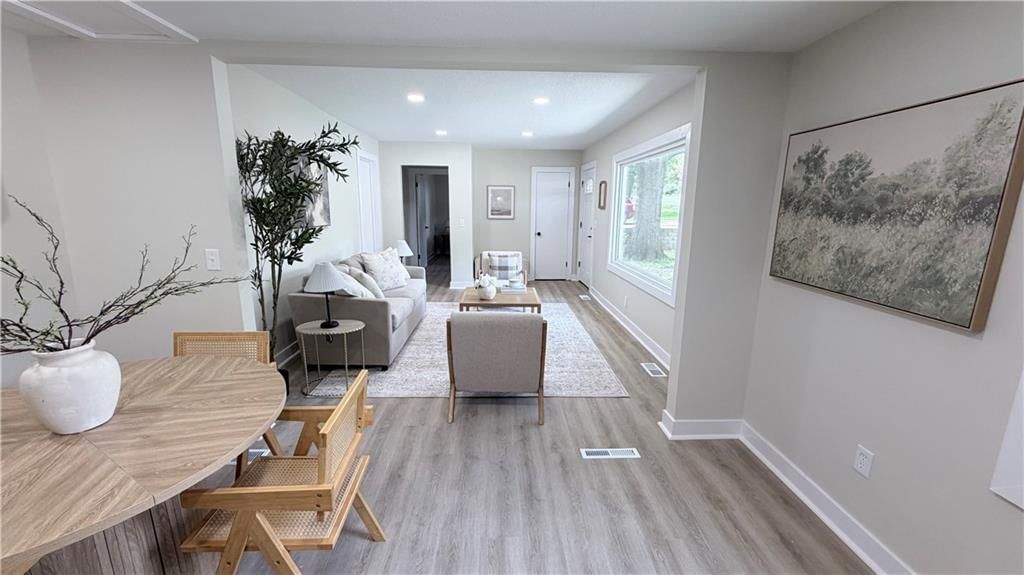 5628 Melrose Lane — photo 7