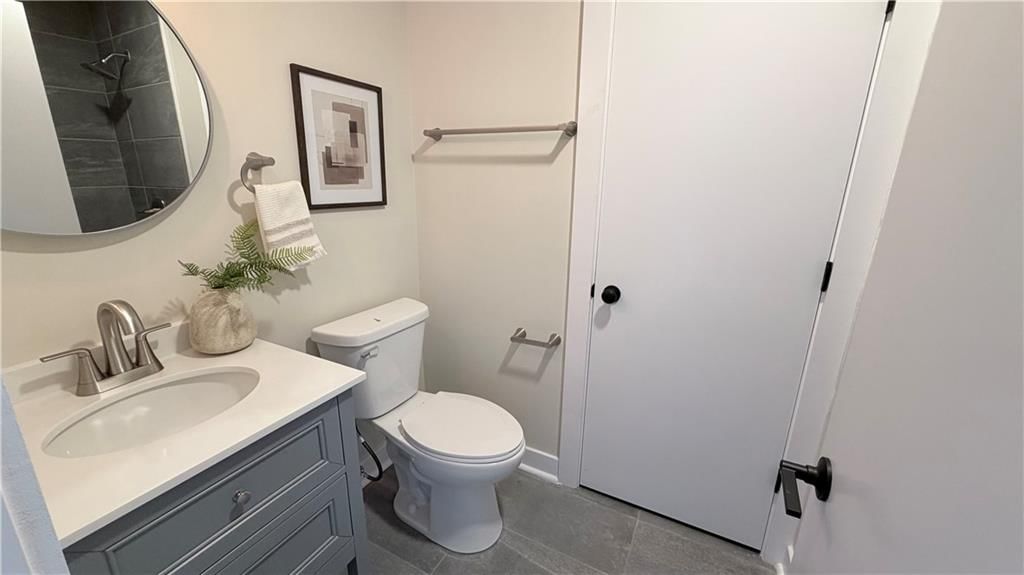 5628 Melrose Lane — photo 10