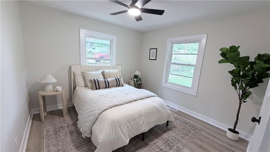 5628 Melrose Lane — photo 13