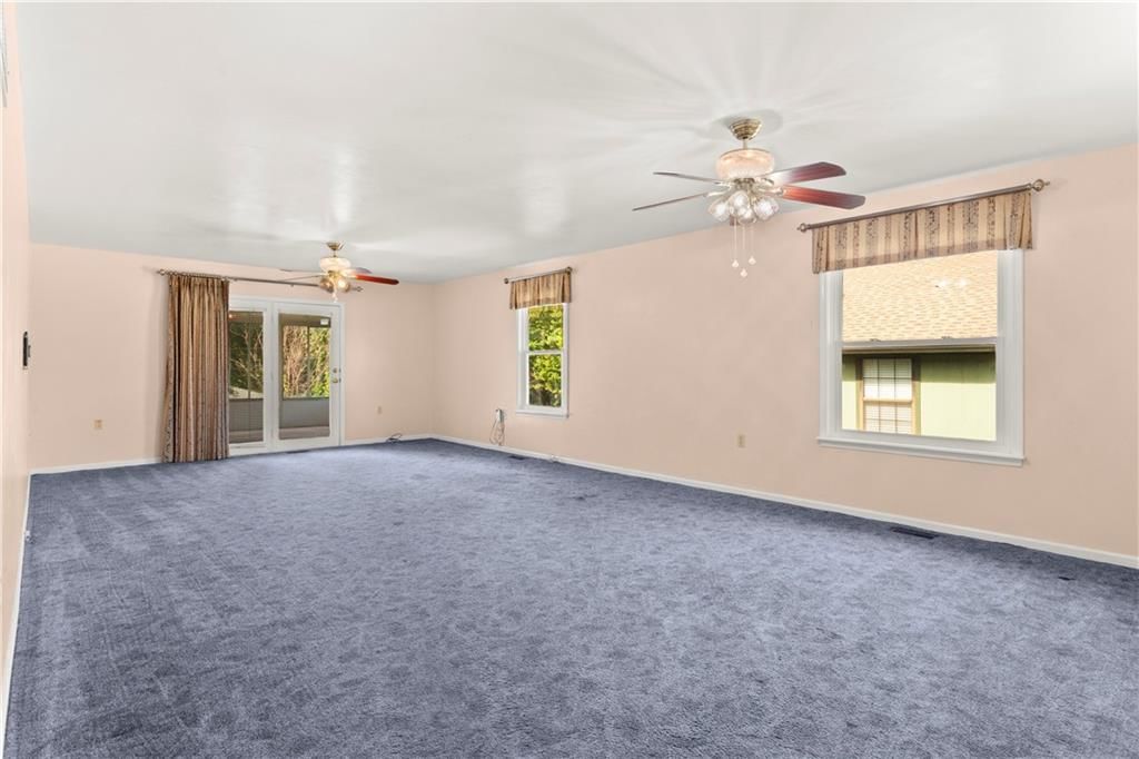 11813 E 47TH Terrace — photo 7