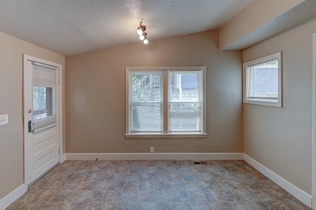 3503 Genessee Street — photo 25