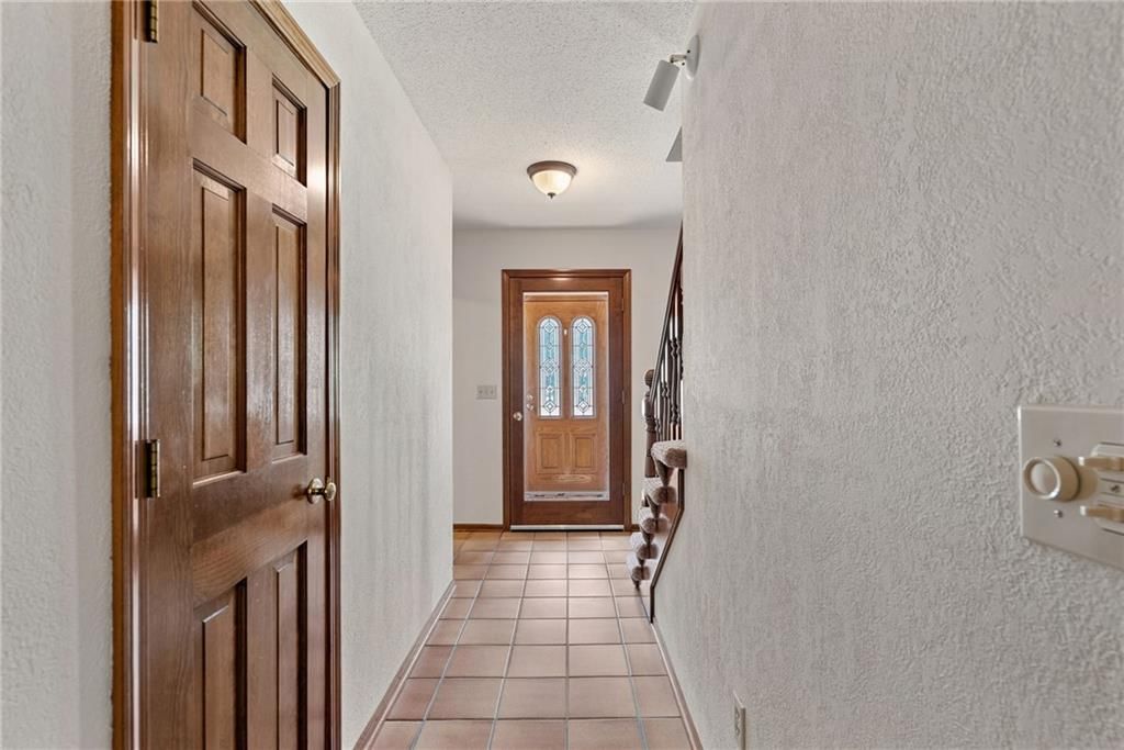 9654 W 116th Street — photo 5