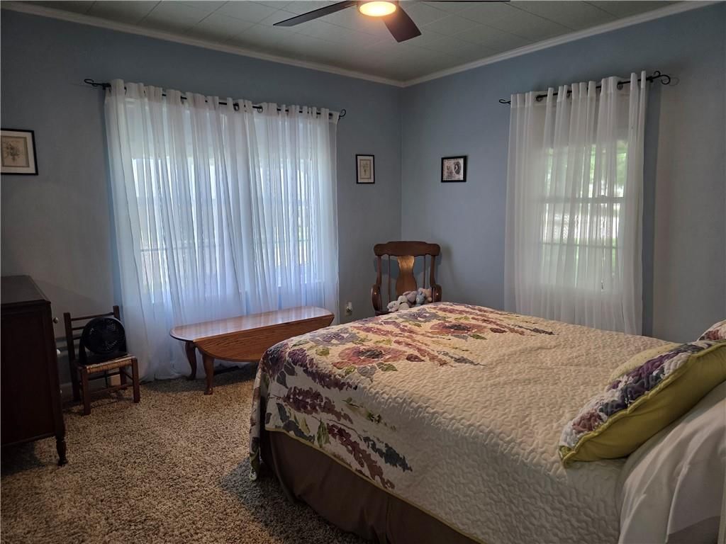 502 E Crandall Street — photo 11
