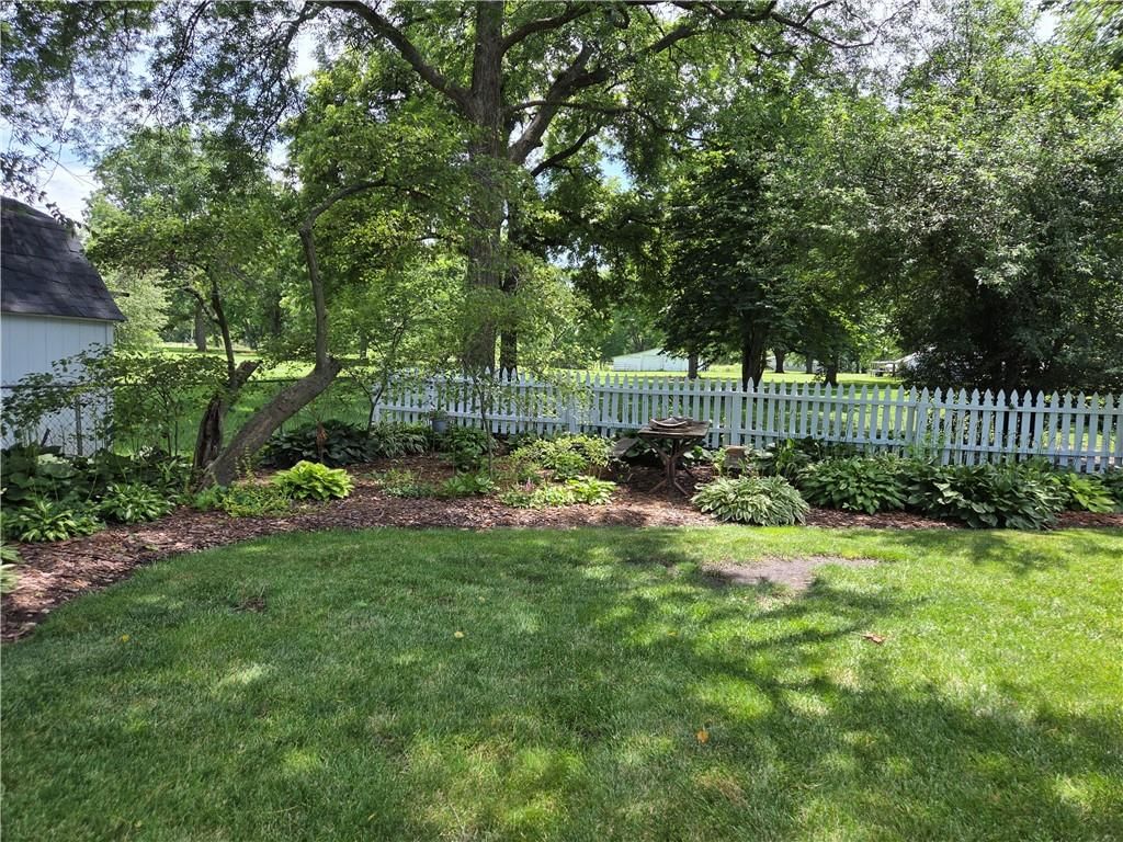 502 E Crandall Street — photo 27
