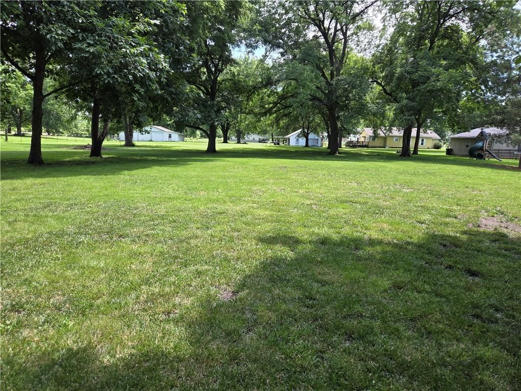 502 E Crandall Street — photo 28