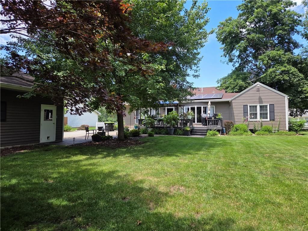 502 E Crandall Street — photo 30