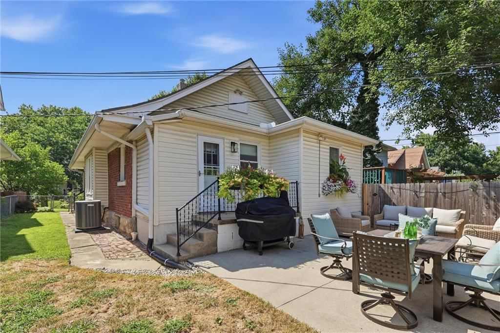 4163 Holly Street — photo 33