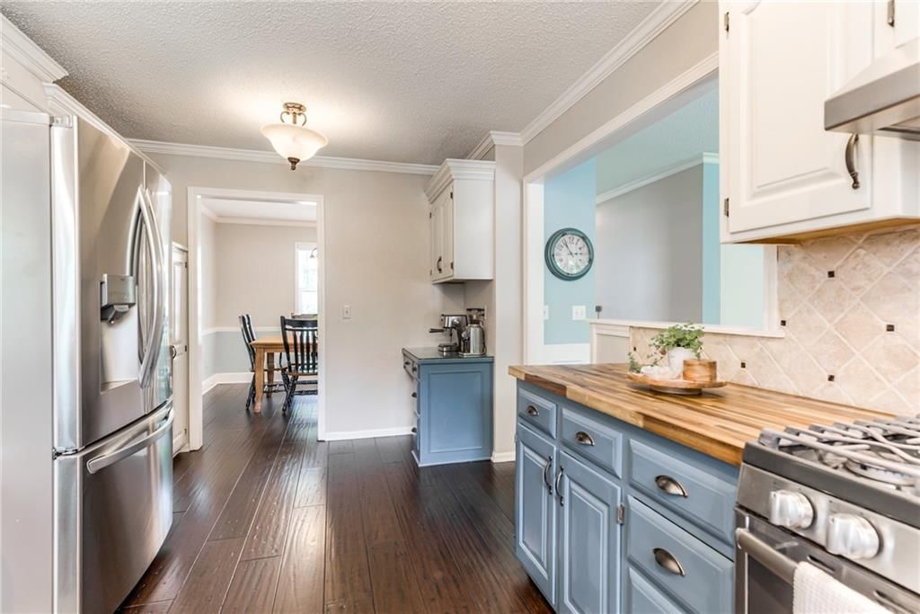 1385 E Meadow Lane — photo 10