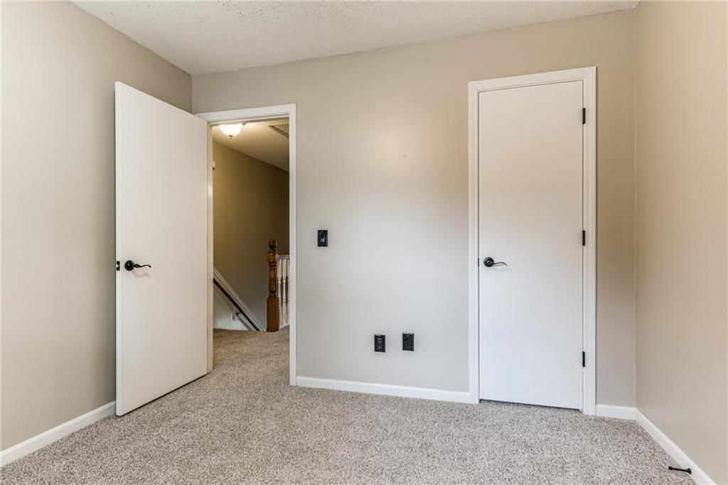 1385 E Meadow Lane — photo 25