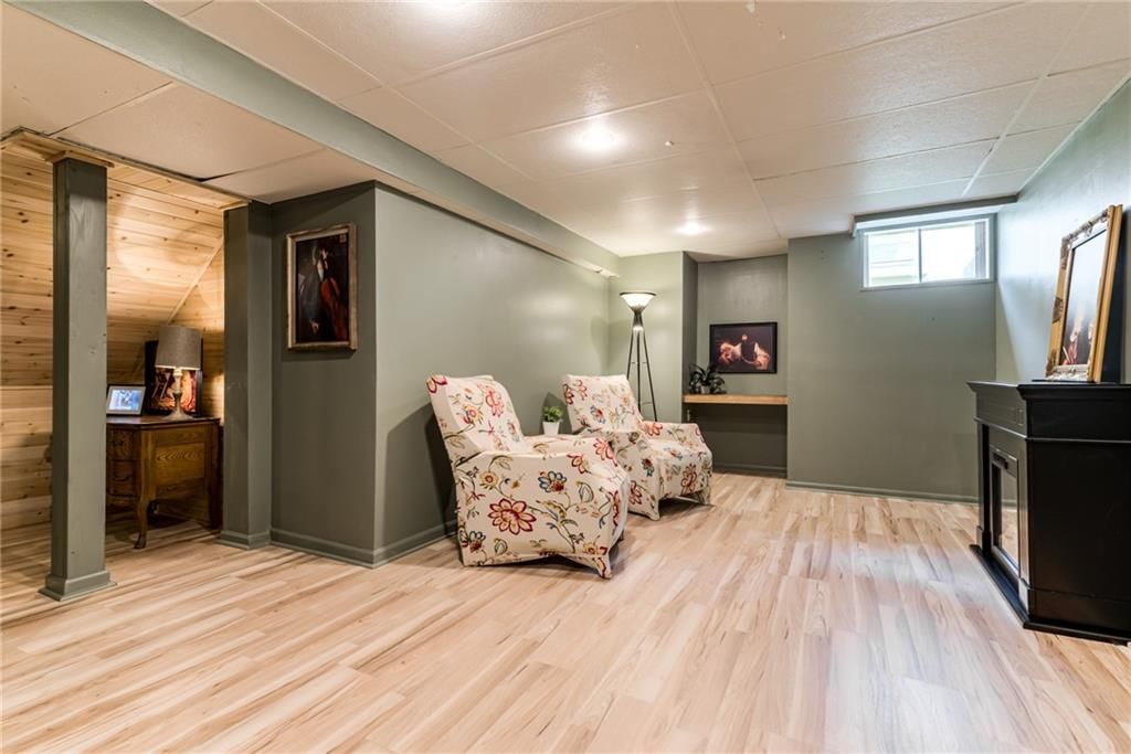 1385 E Meadow Lane — photo 33