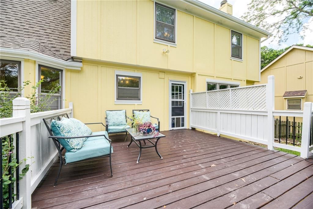 1385 E Meadow Lane — photo 37