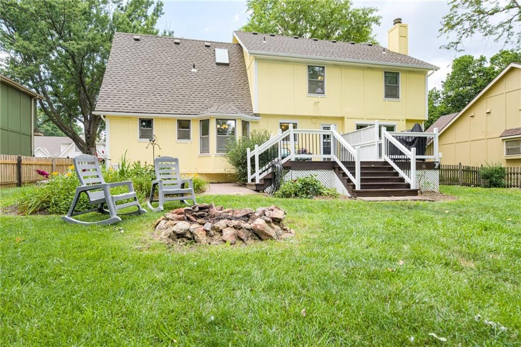 1385 E Meadow Lane — photo 39
