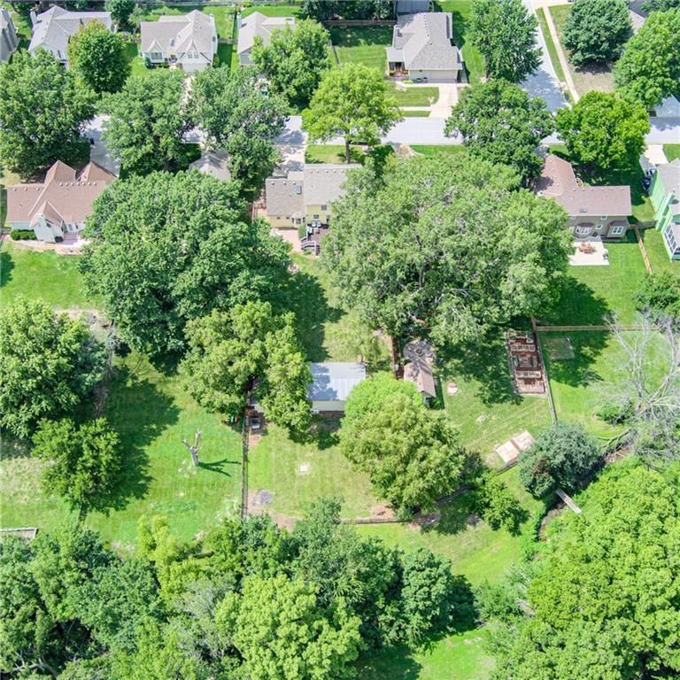 1385 E Meadow Lane — photo 48
