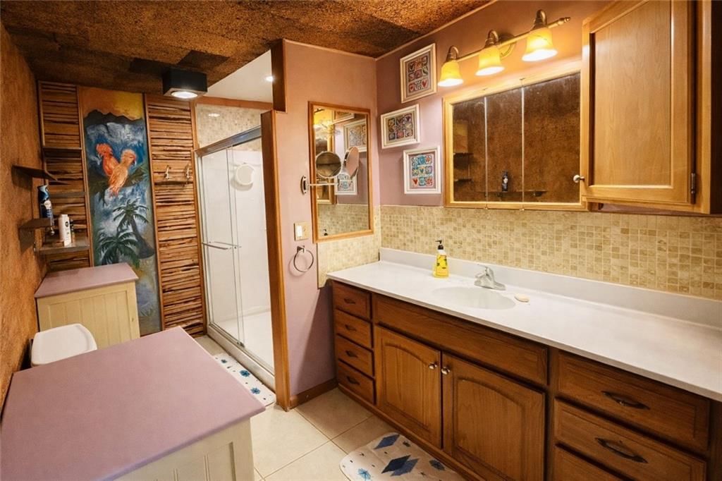 3907 NE Beach Road — photo 5