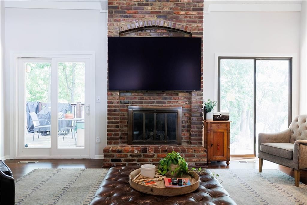 5213 Walden Drive — photo 3