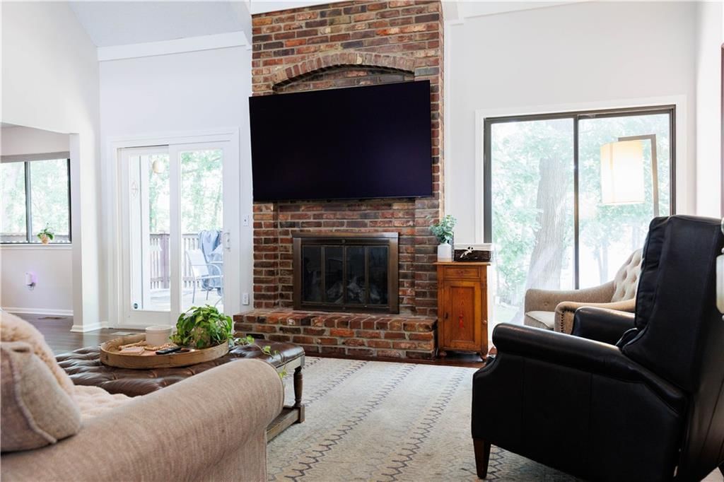 5213 Walden Drive — photo 4