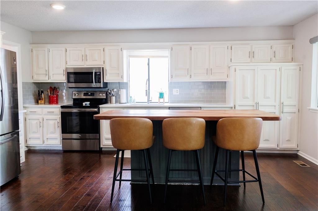 5213 Walden Drive — photo 7