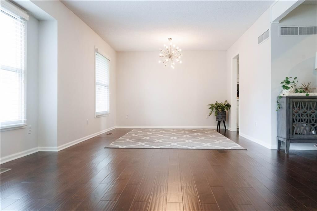5213 Walden Drive — photo 11