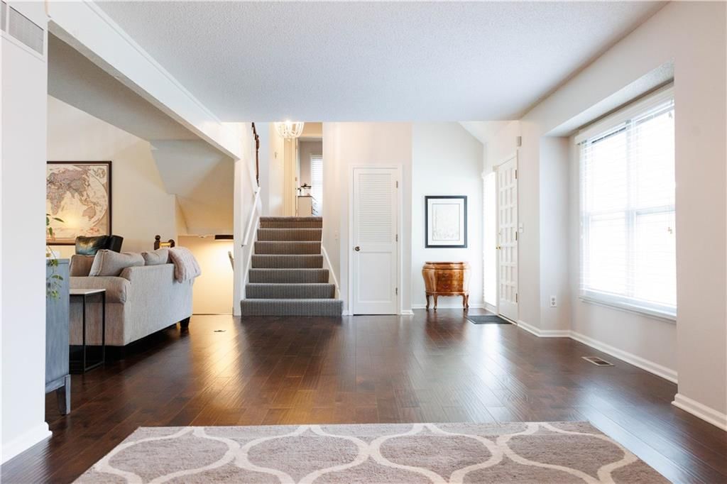 5213 Walden Drive — photo 13