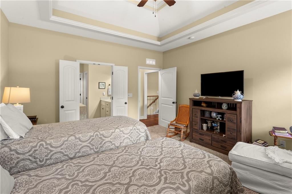 3404 S Wood Avenue — photo 17