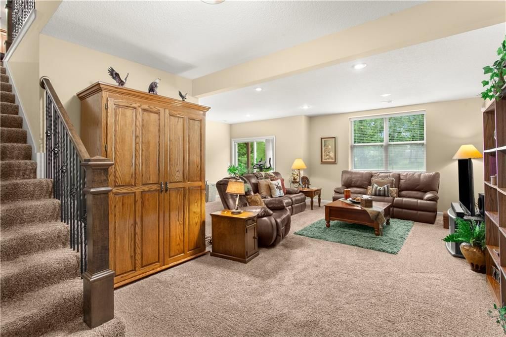 3404 S Wood Avenue — photo 24
