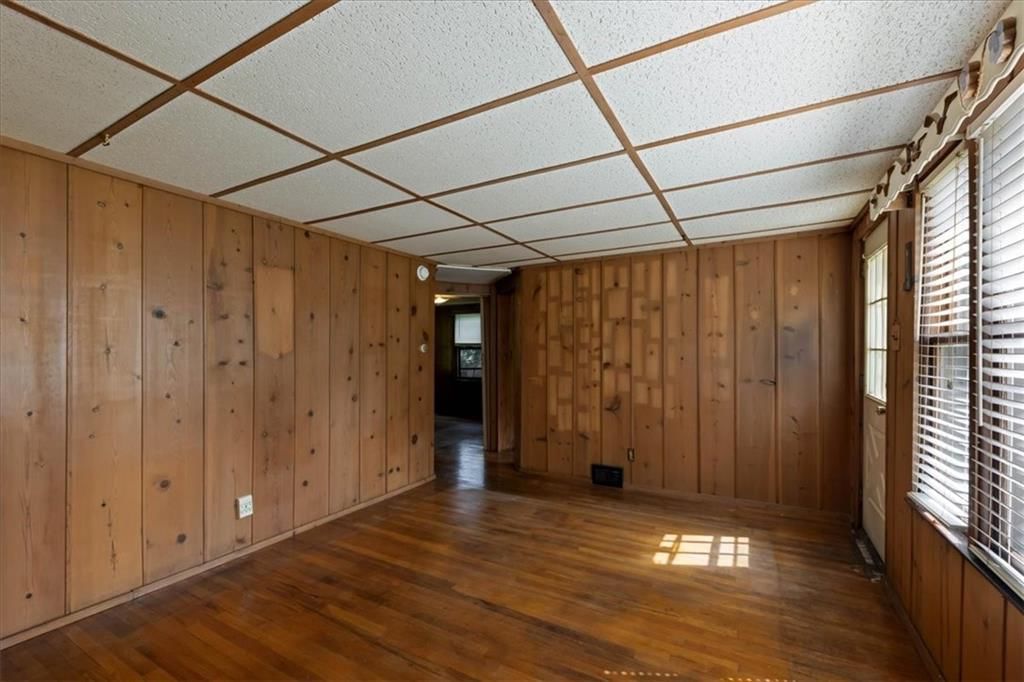 8425 Sterling Avenue — photo 5